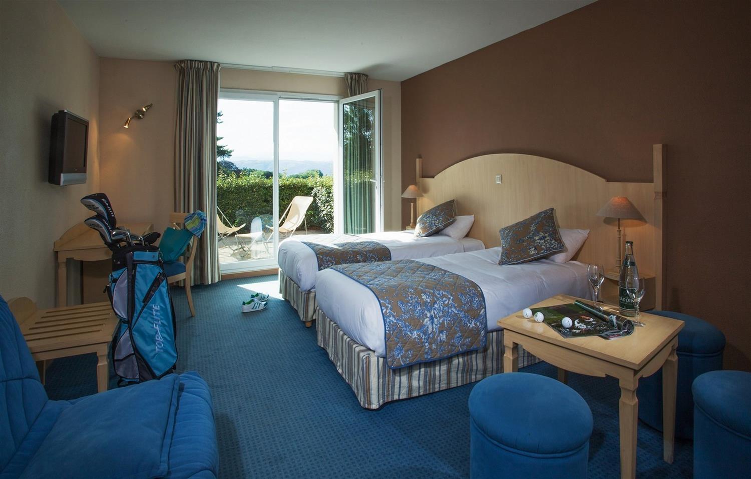 Best Western Golf D'Albon Exteriér fotografie