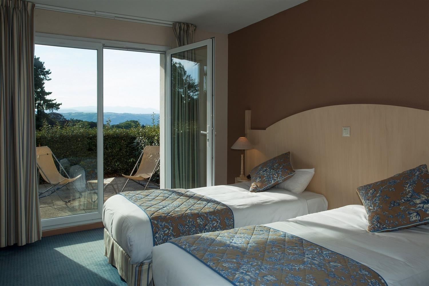 Best Western Golf D'Albon Exteriér fotografie