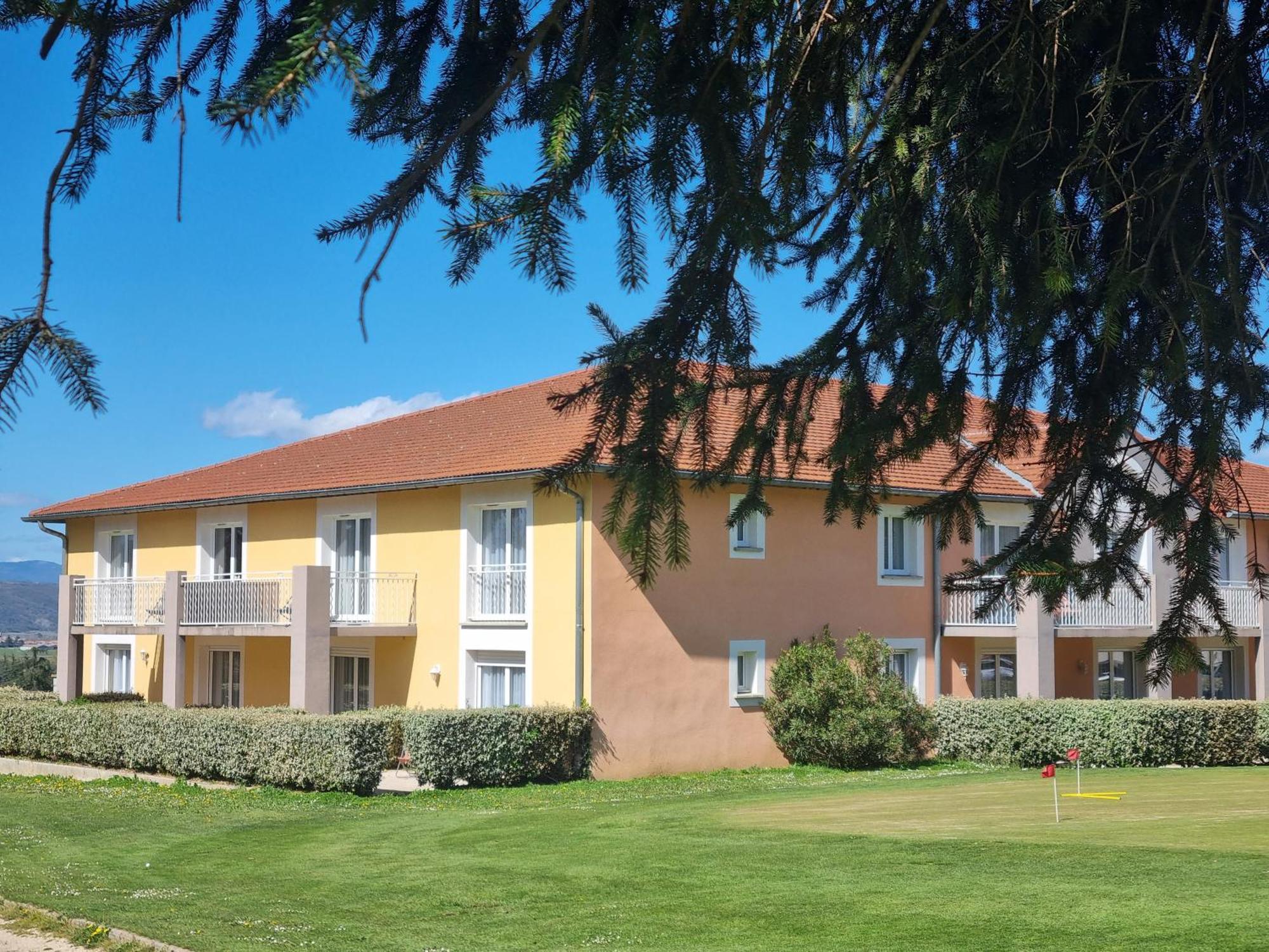 Best Western Golf D'Albon Exteriér fotografie