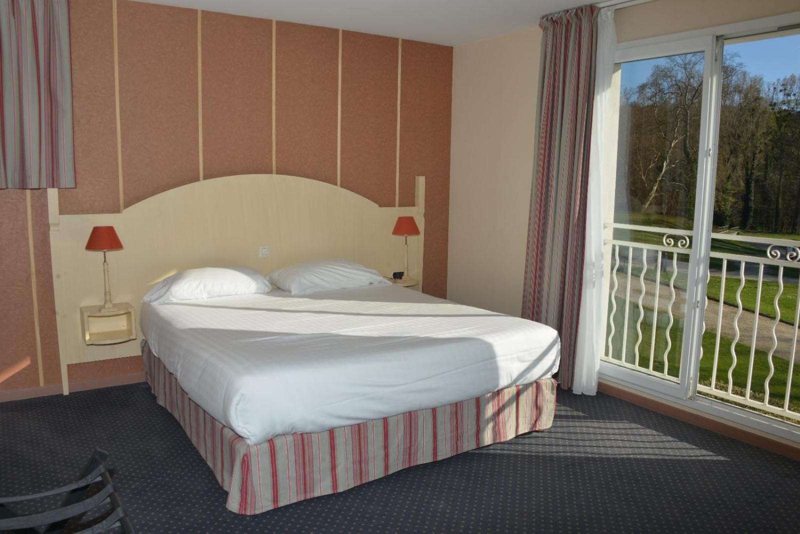 Best Western Golf D'Albon Exteriér fotografie
