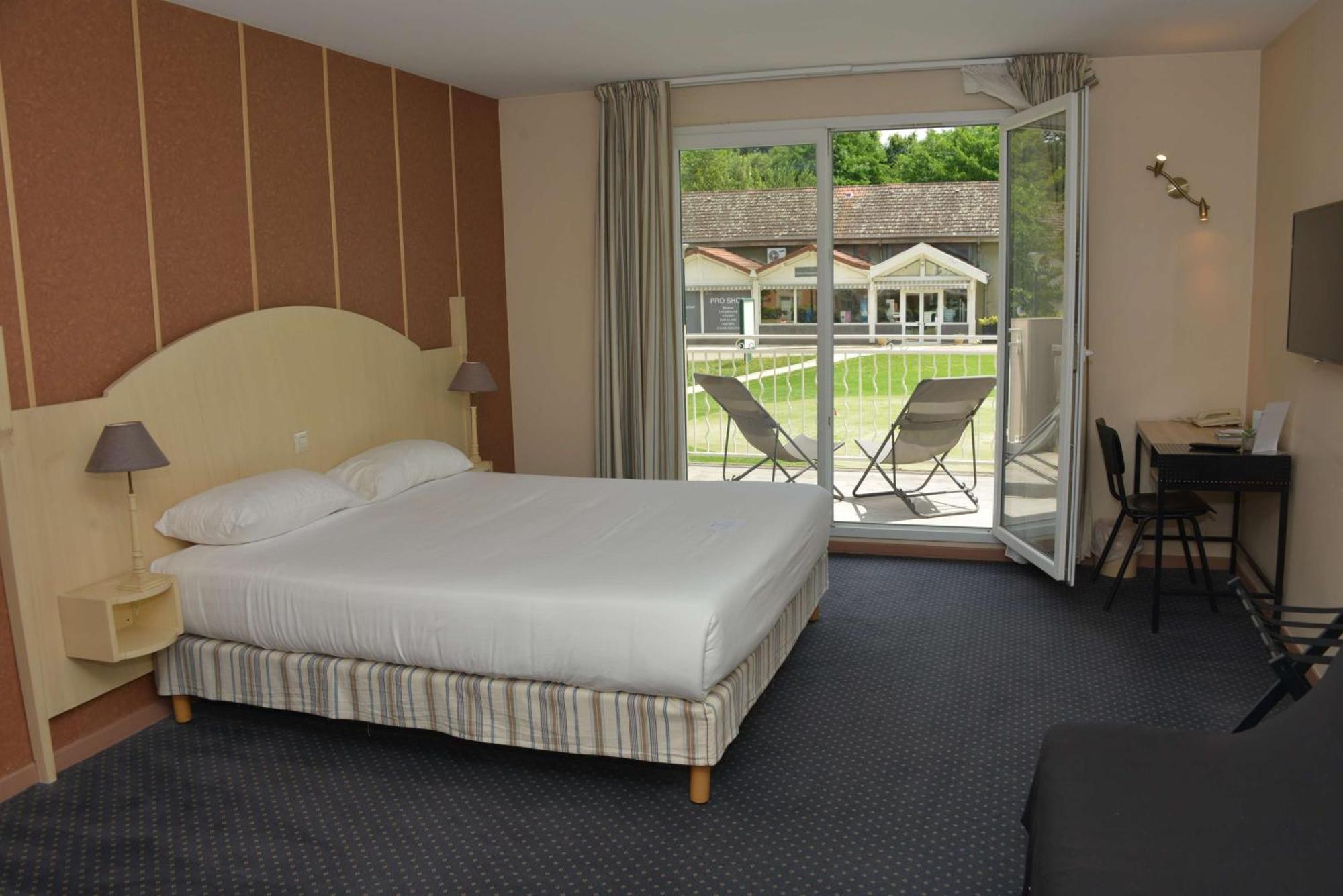 Best Western Golf D'Albon Exteriér fotografie