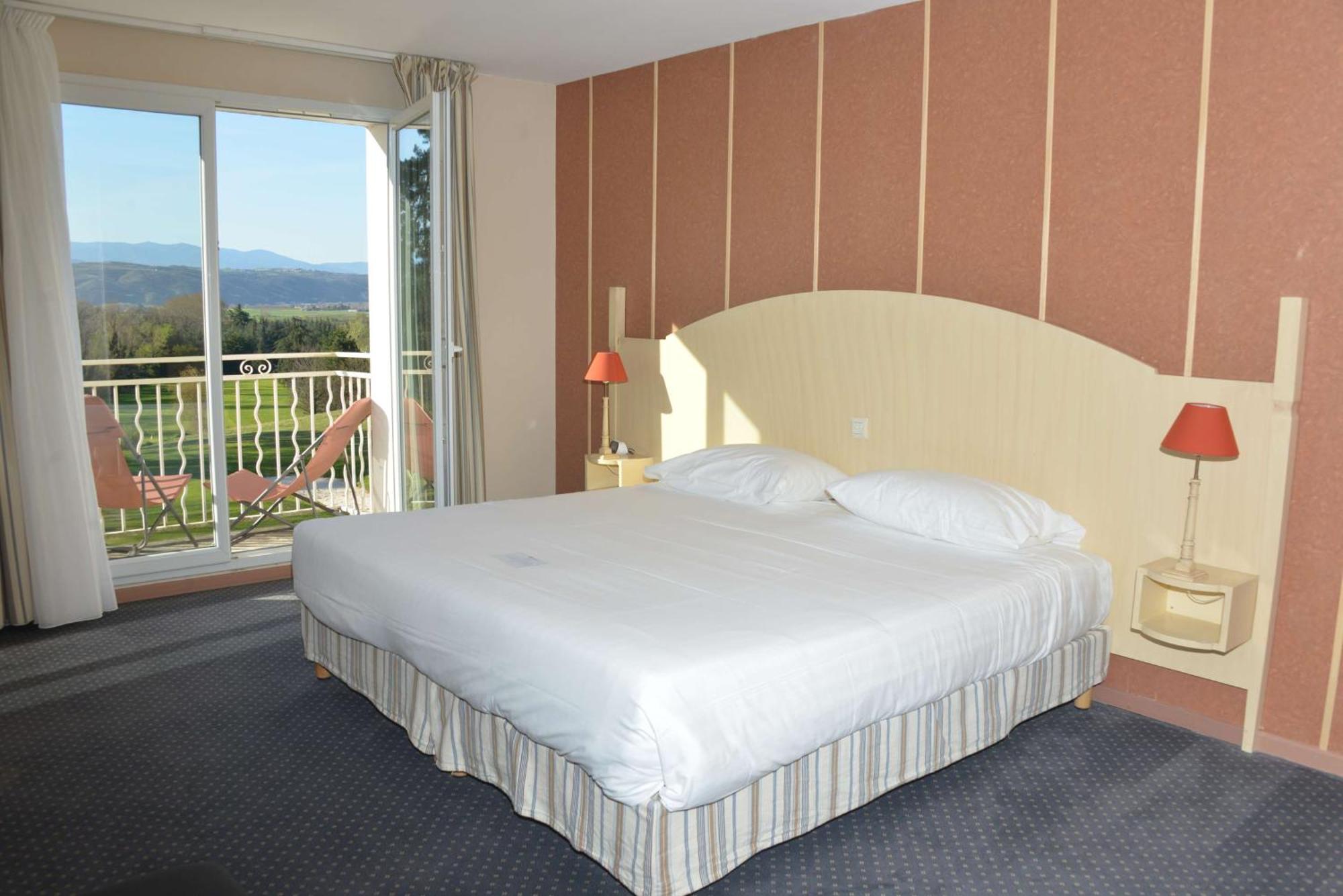 Best Western Golf D'Albon Exteriér fotografie